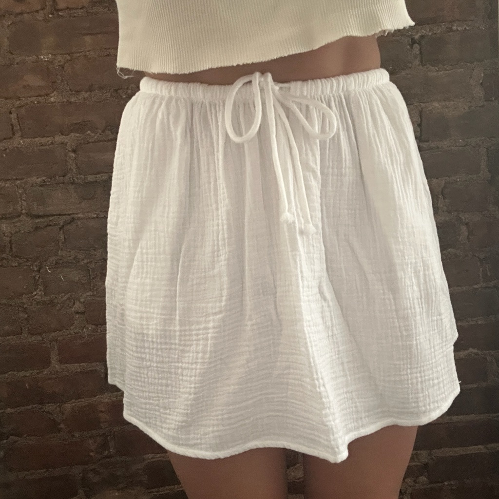 Little Moon Airplush Cotton Club White Mini Skirt (Aritzia) Nwt